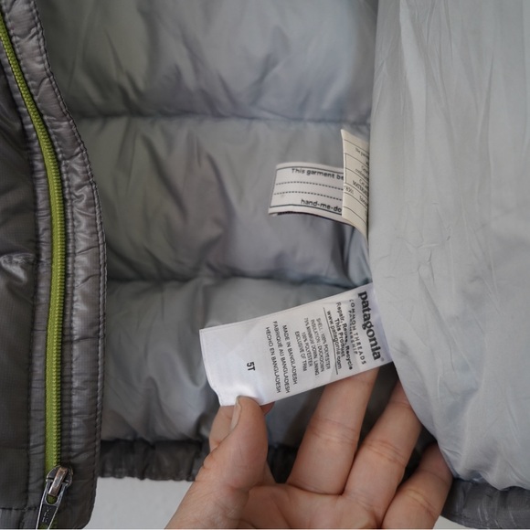 Patagonia Jacket Coat Hi-Loft Down Sweater Hoody Size 5T Thermal Silver Gray - Picture 6 of 6